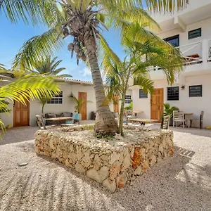 The Hut Bonaire , Playa Bonaire, Sint Eustatius und Saba